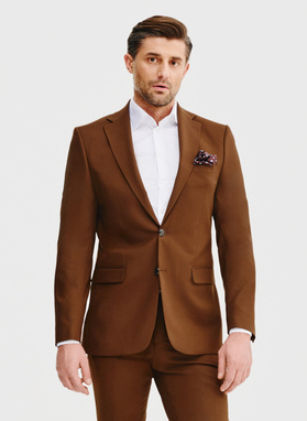 Brązowy garnitur męski