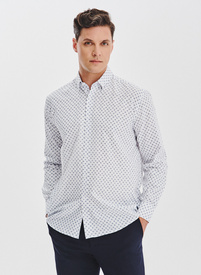 Biała bawełniana koszula mikrowzór