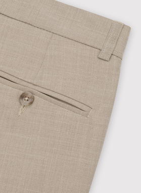 Beżowy garnitur męski