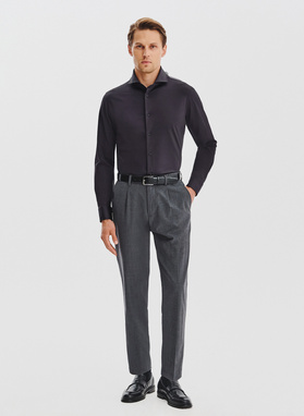 Grafitowa koszula z dzianiny