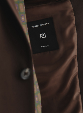 Ciemnobrązowy garnitur męski