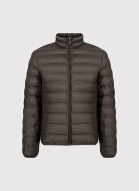 Brązowa kurtka pikowana