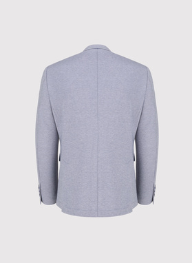 Dzianinowa marynarka w kolorze niebieskim