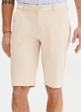 Beżowe szorty męskie