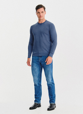 Niebieski sweter męski