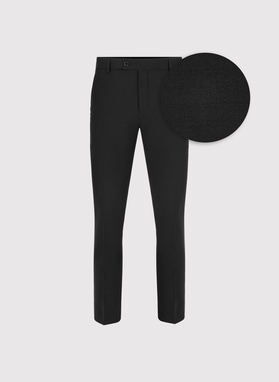 Czarny garnitur męski