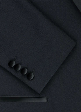 Ślubny smoking męski w kolorze czarnym