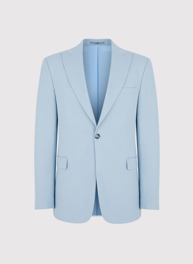 Błękitny garnitur męski