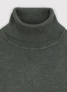 Golf męski w zielonym kolorze