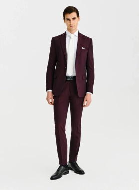 Ślubny bordowy garnitur męski