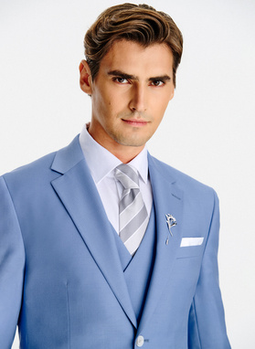 Ślubny niebieski garnitur z wełny