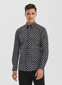 Czarna koszula w kwiaty