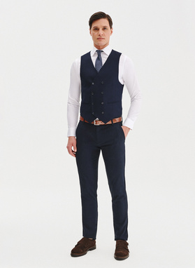 Granatowa dwurzędowa kamizelka męska