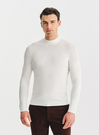 Biały półgolf męski