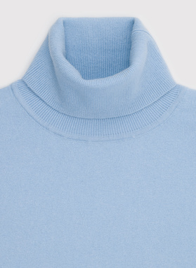 Jasnoniebieski gładki golf męski