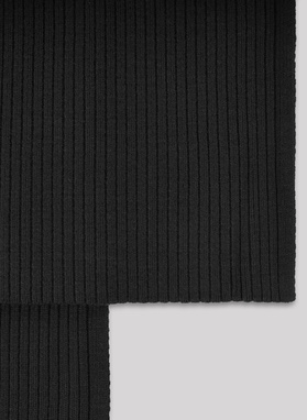 Czarny szal męski w prążek