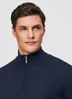 Granatowy sweter męski ze stójką