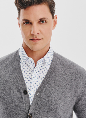 Męski kardigan w szarym kolorze