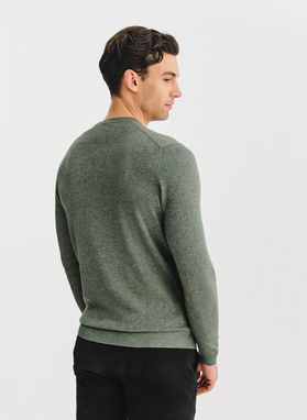 Zielony sweter męski v-neck