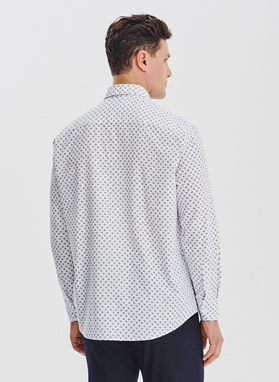 Biała bawełniana koszula mikrowzór