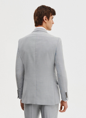 Szary garnitur męski