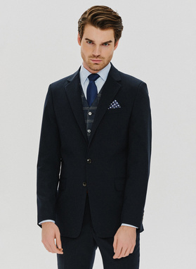 Gładki granatowy garnitur męski