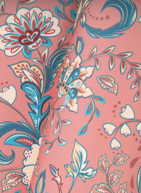 Różowa poszetka w kwiatowy wzór