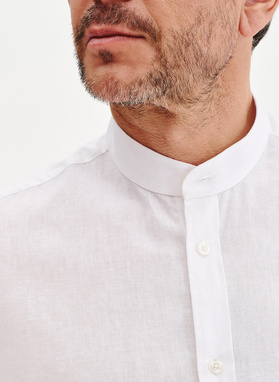 Biała koszula męska z lnu i bawełny