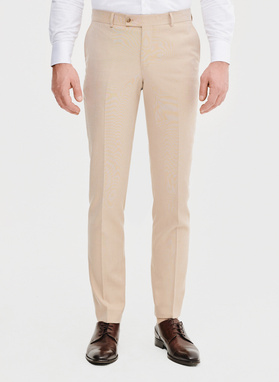 Ślubny beżowy garnitur męski