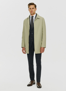 Beżowy klasyczny płaszcz męski