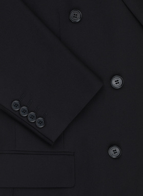 Dwuczęściowy czarny garnitur męski