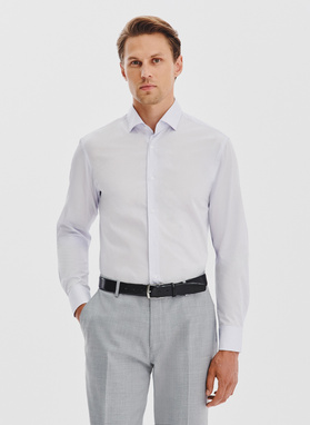 Błękitna koszula męska z kontrastowym wykończeniem