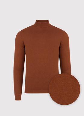 Półgolf męski w rudym kolorze