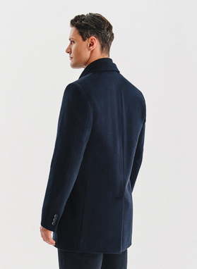 Granatowy płaszcz męski z wełną