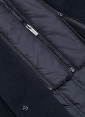 Granatowy płaszcz męski z wełną