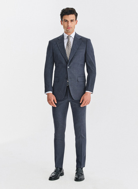 Granatowa marynarka garniturowa