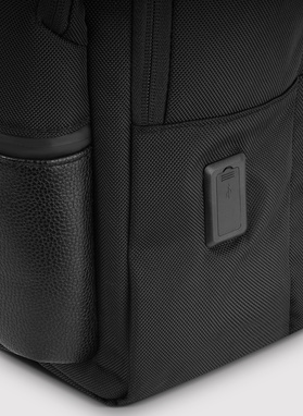 Czarny plecak męski na laptopa