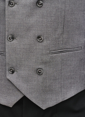 Szara dwurzędowa kamizelka męska