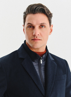 Granatowy płaszcz męski z wełną