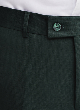 Gładki zielony garnitur męski