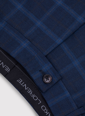 Kraciaste spodnie garniturowe z wełną