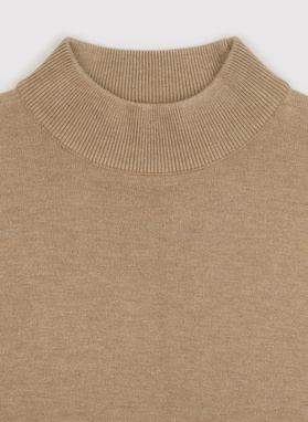 Półgolf męski w beżowym kolorze