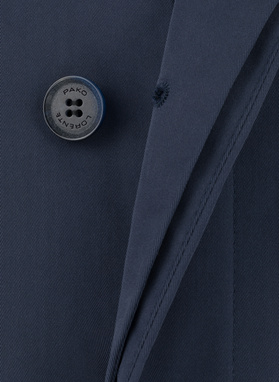 Granatowy wiosenny płaszcz męski